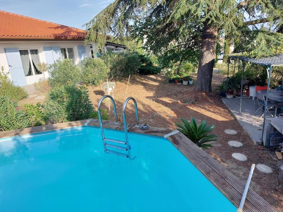 Villa De Charme Avec Piscine Saint-Jory Buitenkant foto